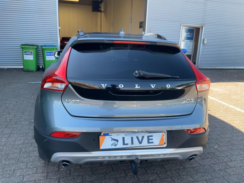Volvo V40 Cross Country 2.0 D3 2019 – снимка 7