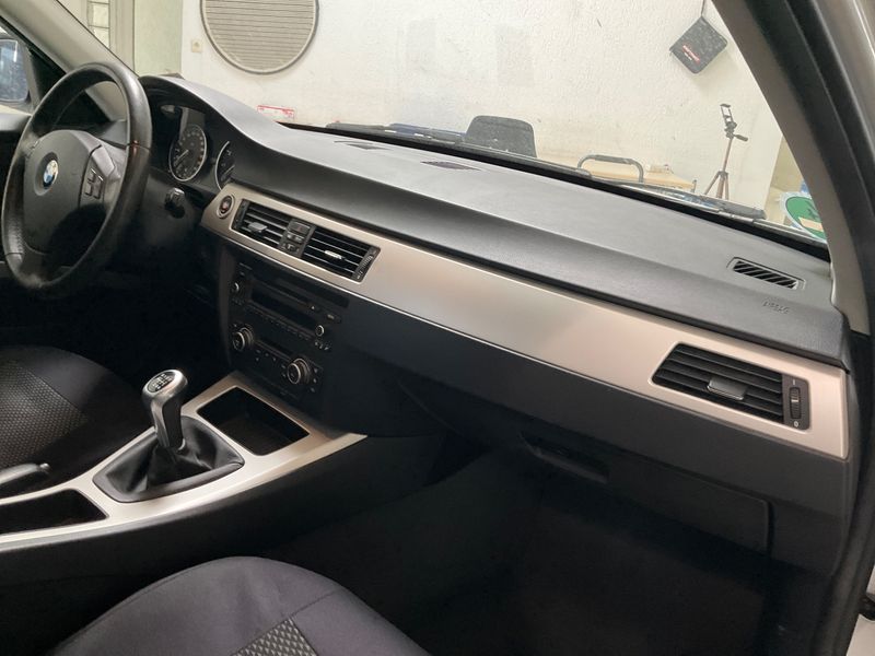 BMW 3er 320i 2012 – снимка 27
