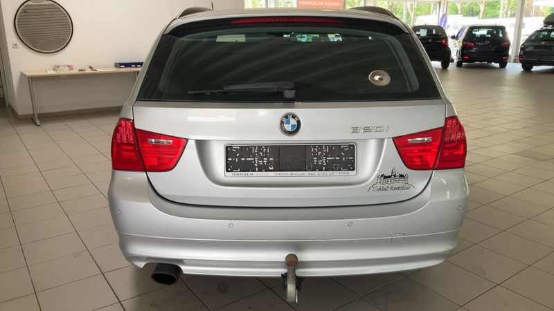 BMW 3er 320i 2012 – снимка 16