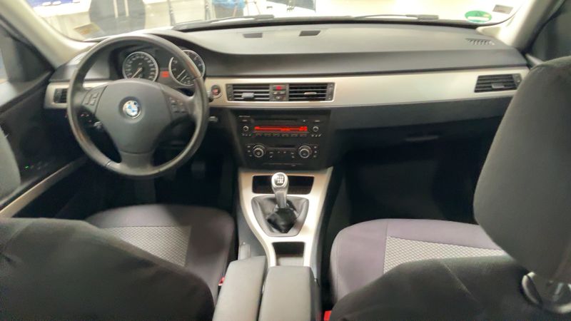 BMW 3er 320i 2012 – снимка 18