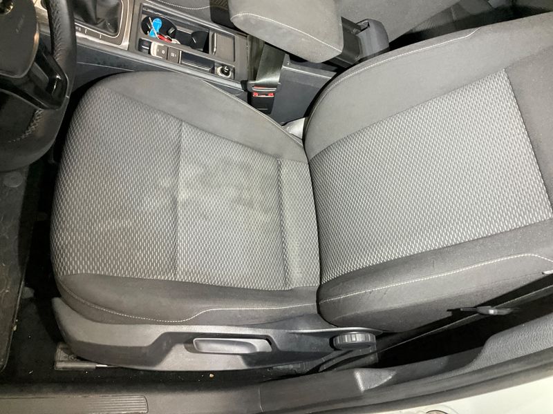 Volkswagen Golf VII 1.0 TSI Trendline BlueMotion Tech 2019 – снимка 34