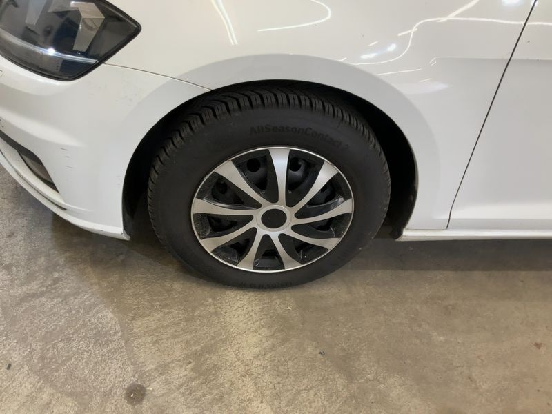 Volkswagen Golf VII 1.0 TSI Trendline BlueMotion Tech 2019 – снимка 3