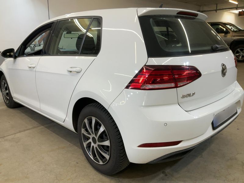 Volkswagen Golf VII 1.0 TSI Trendline BlueMotion Tech 2019 – снимка 6