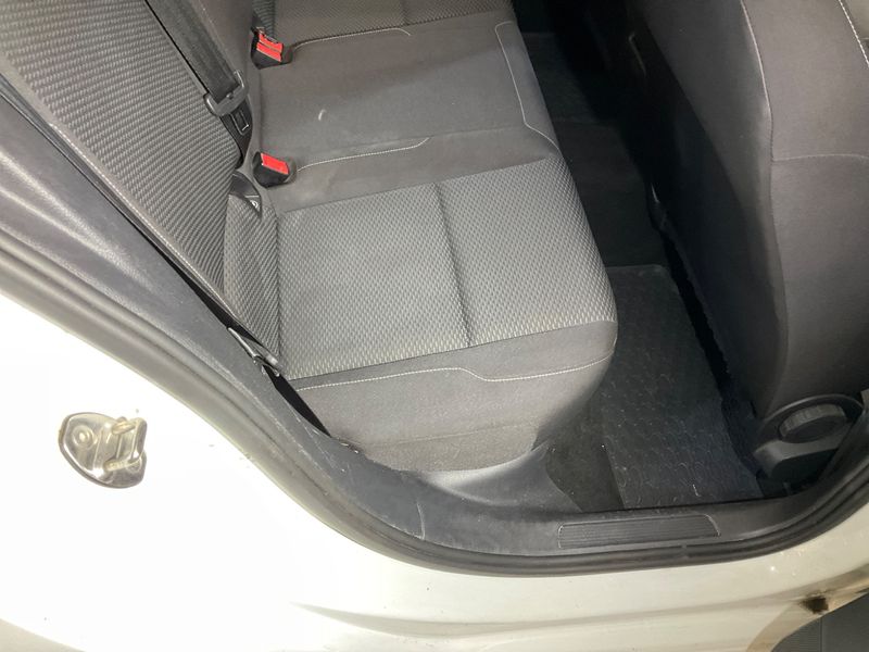 Volkswagen Golf VII 1.0 TSI Trendline BlueMotion Tech 2019 – снимка 23