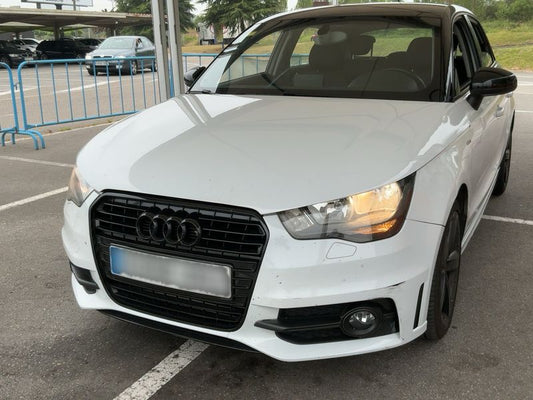 Audi A1 Sportback 1.6 TDI Attraction 2014 – снимка 1
