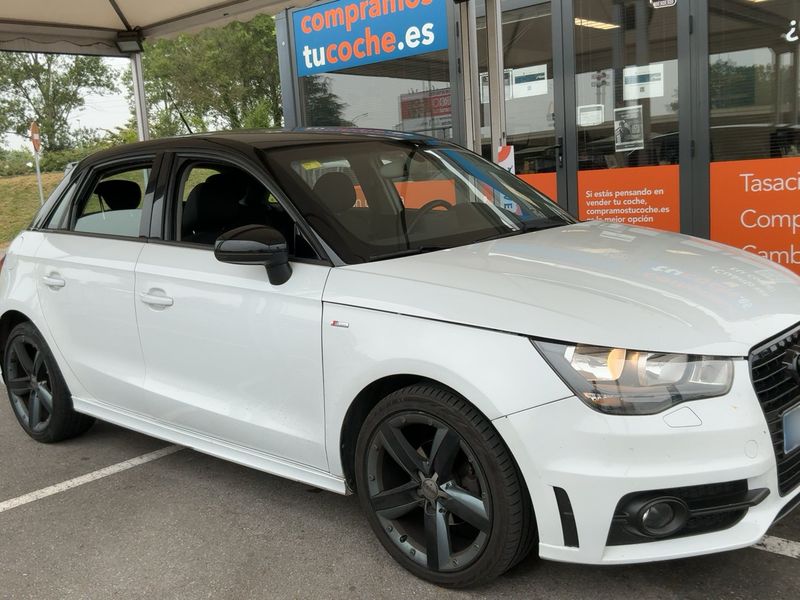 Audi A1 Sportback 1.6 TDI Attraction 2014 – снимка 12
