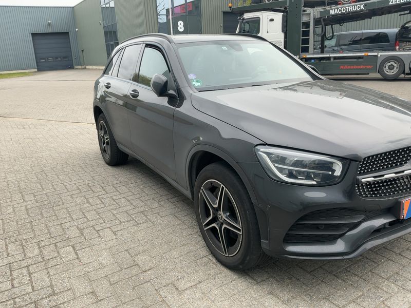 Mercedes-Benz GLC-Klasse GLC 300 de 4Matic AMG Line 2022 – снимка 12