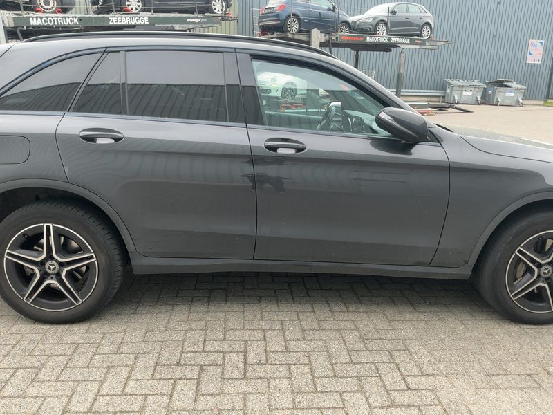 Mercedes-Benz GLC-Klasse GLC 300 de 4Matic AMG Line 2022 – снимка 10