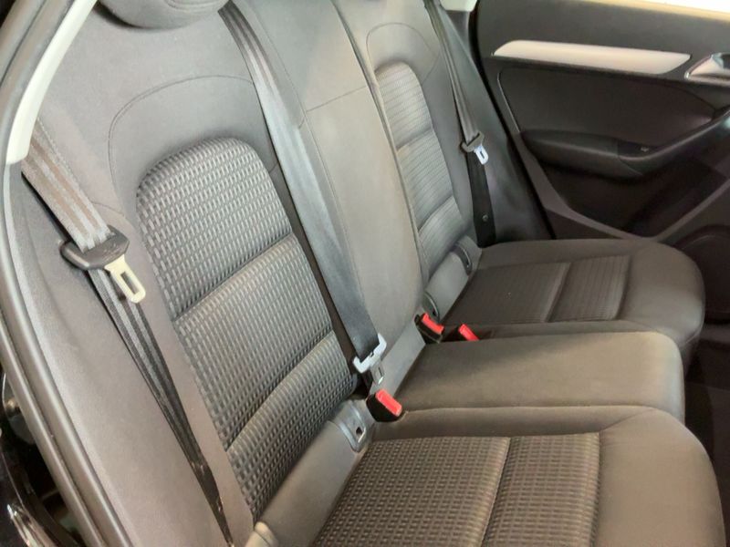 Audi Q3 2.0 TDI Ambiente 2013 – снимка 20