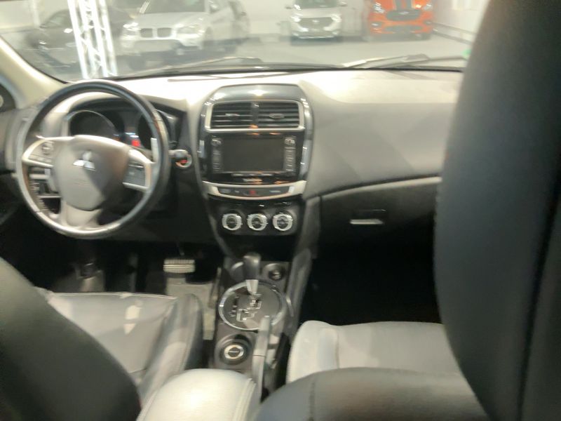 Mitsubishi ASX 2.2 DI-D Top 4WD 2015 – снимка 18