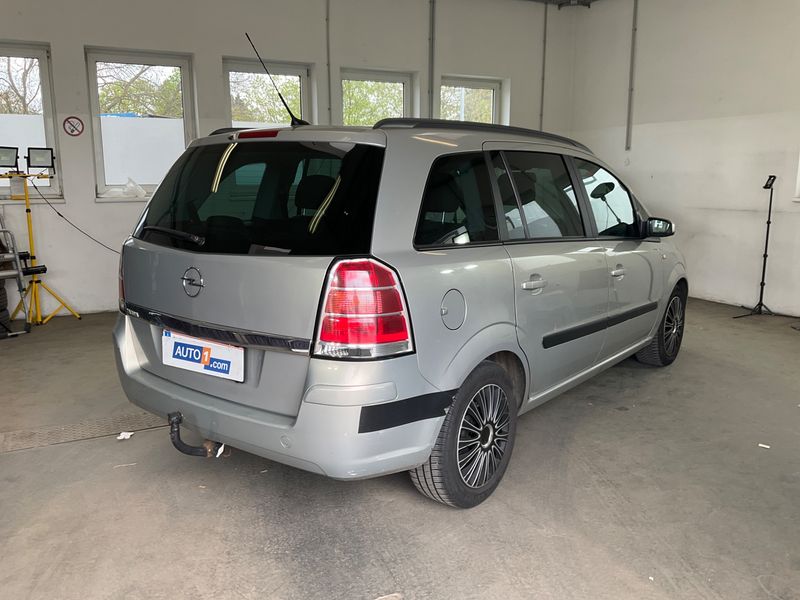 Opel Zafira 1.9 CDTI Edition 2006 – снимка 2
