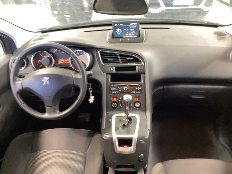 Peugeot 5008 1.6 Blue-HDi Active Business 2016 – снимка 17