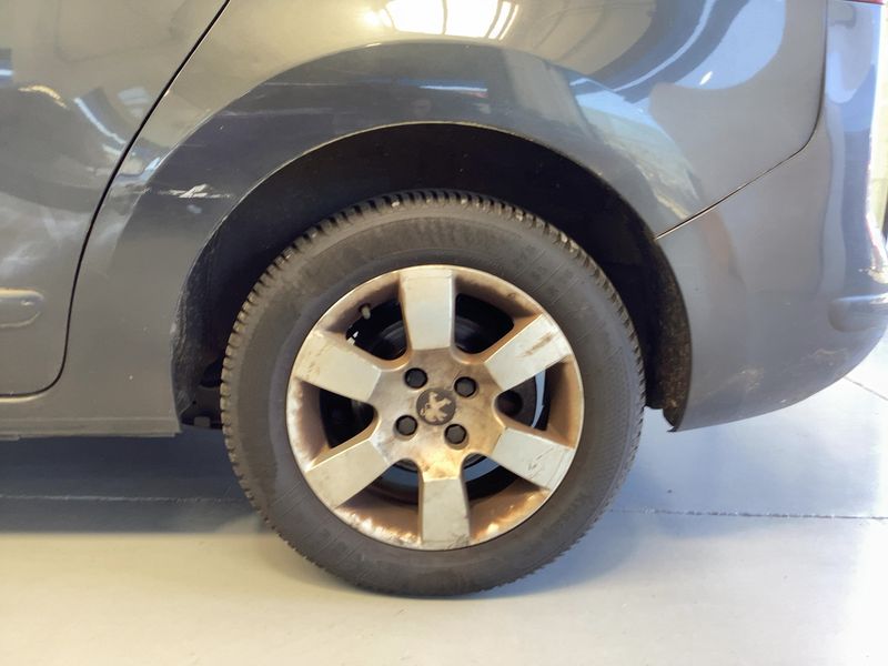 Peugeot 5008 1.6 Blue-HDi Active Business 2016 – снимка 5