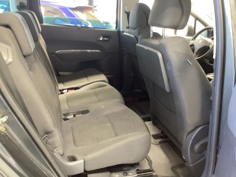 Peugeot 5008 1.6 Blue-HDi Active Business 2016 – снимка 19