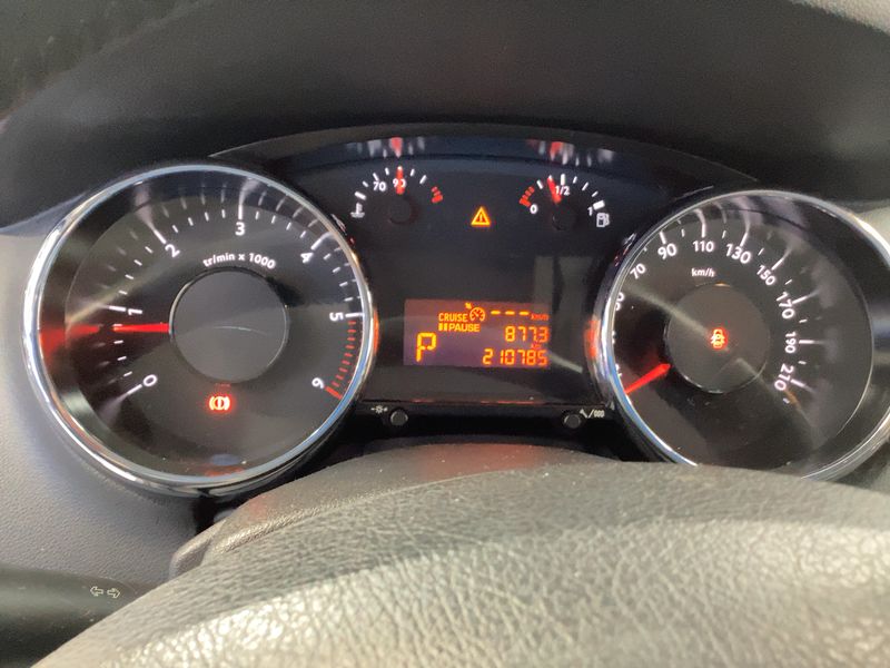 Peugeot 5008 1.6 Blue-HDi Active Business 2016 – снимка 18