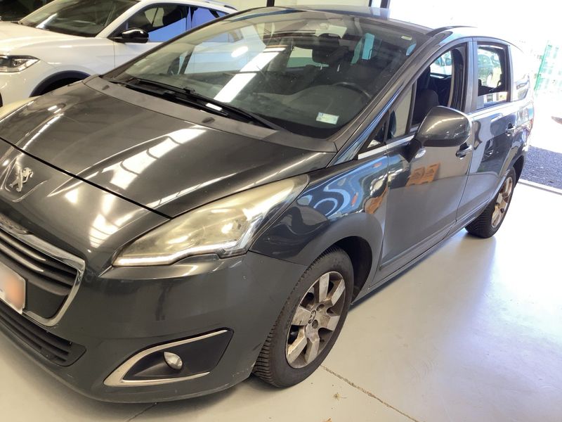 Peugeot 5008 1.6 Blue-HDi Active Business 2016 – снимка 2