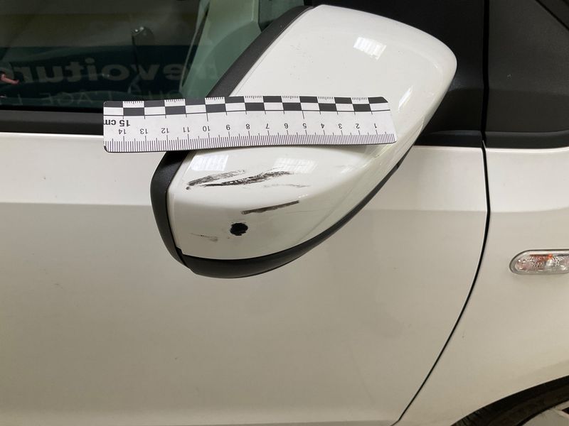 Volkswagen up! 1.0 Move up! 2013 – снимка 25
