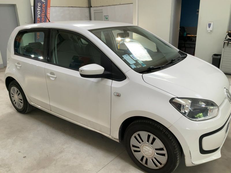 Volkswagen up! 1.0 Move up! 2013 – снимка 12