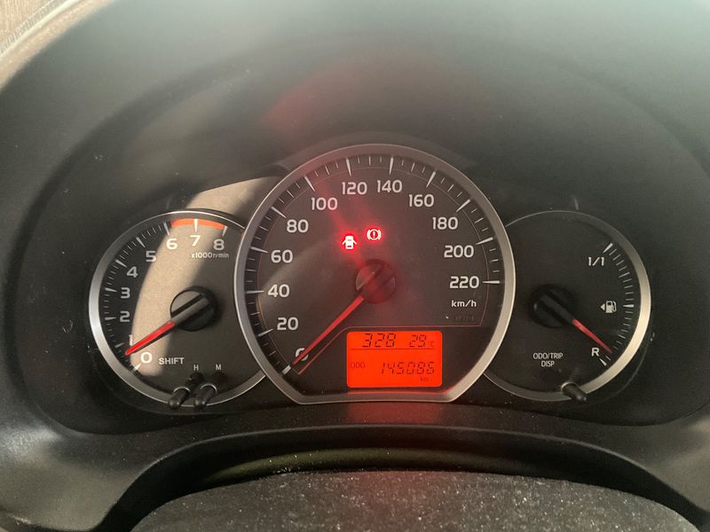 Toyota Yaris 1.33 Dual VVT-i Lounge 2012 – снимка 18