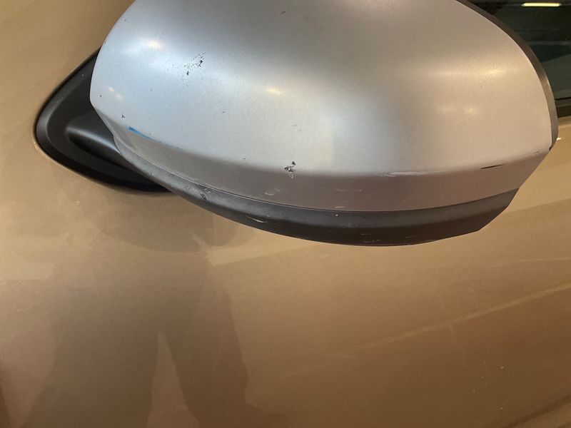 Dacia Duster 1.6 SCe LPG Prestige 2019 – снимка 29
