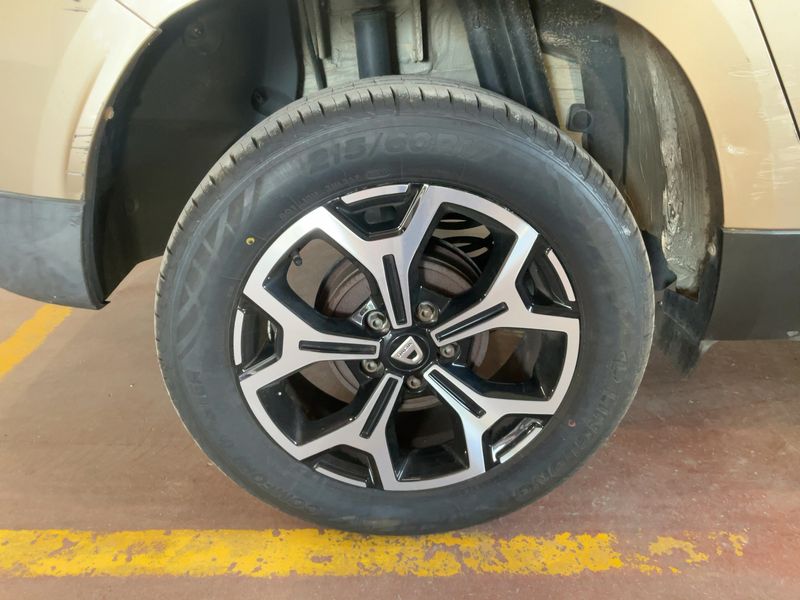 Dacia Duster 1.6 SCe LPG Prestige 2019 – снимка 9