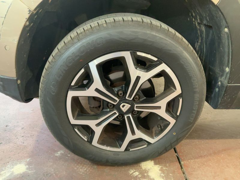 Dacia Duster 1.6 SCe LPG Prestige 2019 – снимка 3