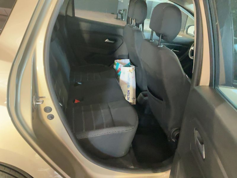 Dacia Duster 1.6 SCe LPG Prestige 2019 – снимка 19