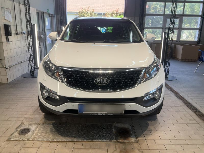 Kia Sportage 2.0 CRDi Spirit 4WD 2015 – снимка 14