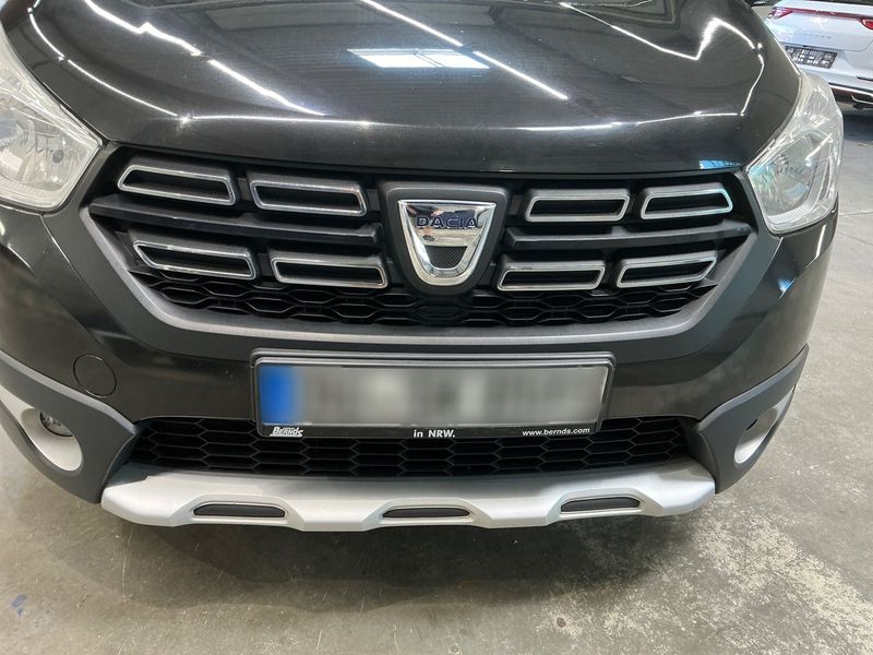 Dacia Lodgy 1.2 TCe Stepway Celebration 2017 – снимка 45