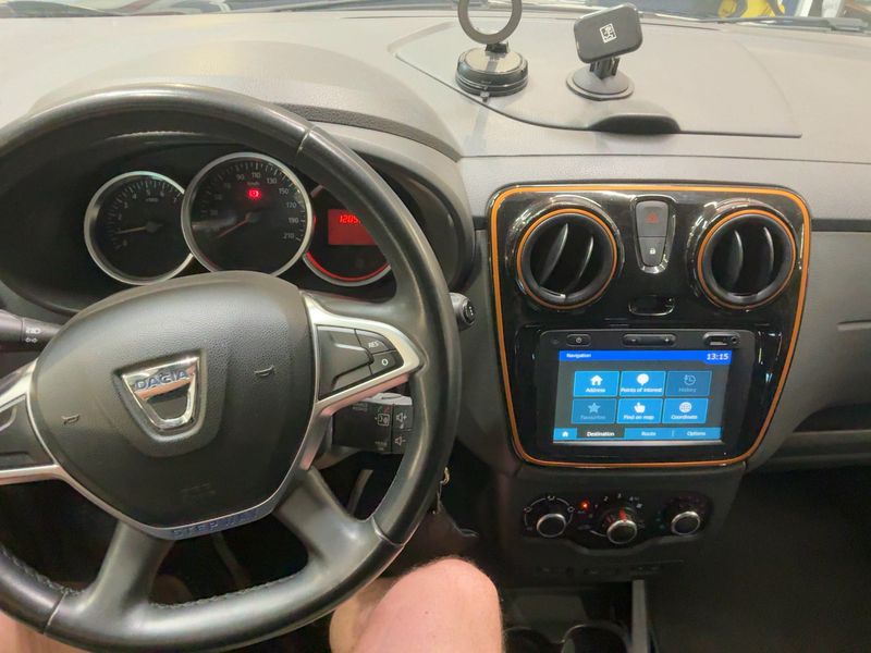 Dacia Lodgy 1.2 TCe Stepway Celebration 2017 – снимка 17