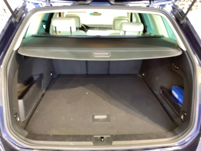 Volkswagen Passat 2.0 TDI Highline 4Motion BlueMotion Tech 2015 – снимка 15