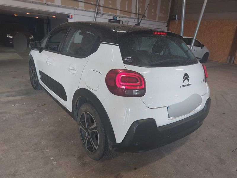 Citroen C3 1.2 PureTech Shine 2018 – снимка 3