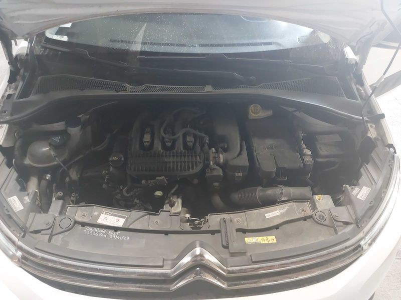 Citroen C3 1.2 PureTech Shine 2018 – снимка 8