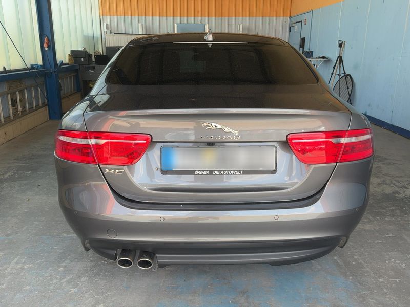 Jaguar XE 20d Portfolio 2017 – снимка 7