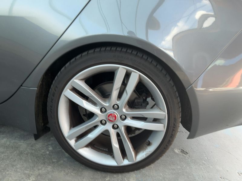 Jaguar XE 20d Portfolio 2017 – снимка 5