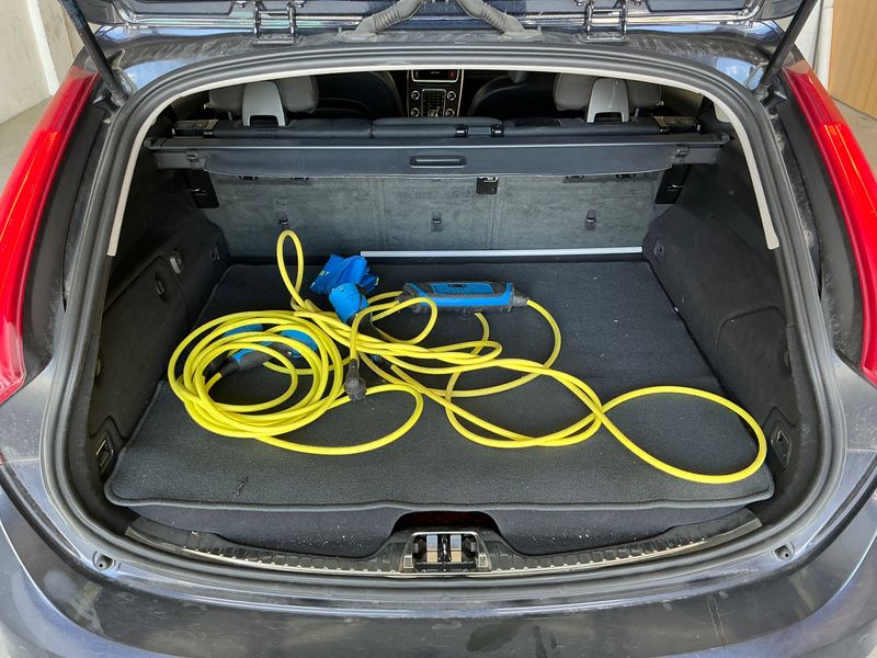 Volvo V60 2.4 D6 Plug-in Hybrid Momentum AWD 2016 – снимка 15