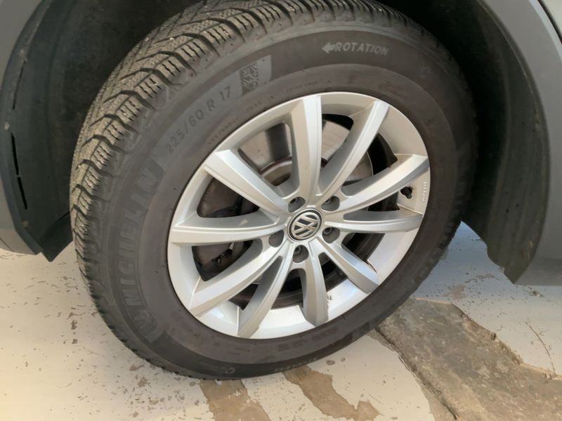 Volkswagen Tiguan 2.0 TDI Highline 4Motion BlueMotion Tech 2018 – снимка 3