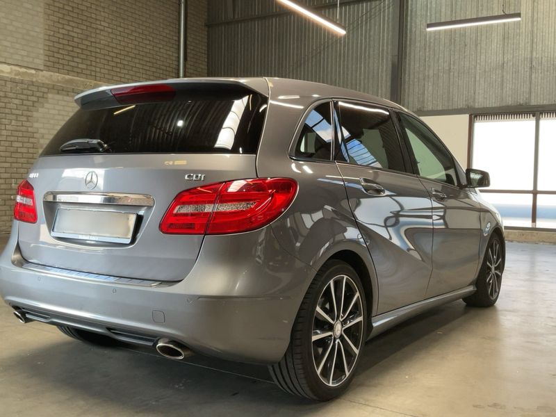 Mercedes-Benz B-Klasse B 180 CDI 2014 – снимка 8