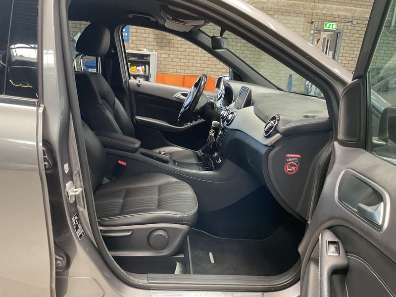 Mercedes-Benz B-Klasse B 180 CDI 2014 – снимка 16