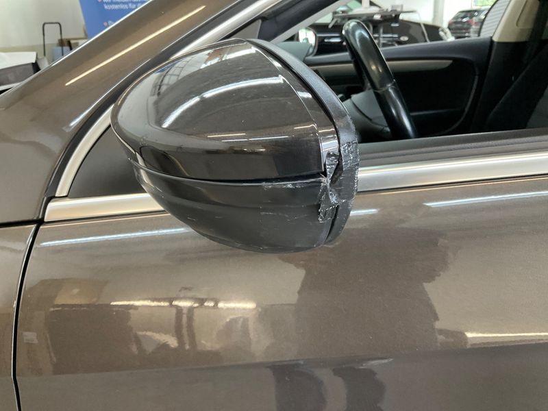 Volkswagen CC 2.0 TDI BlueMotion Tech 2014 – снимка 22