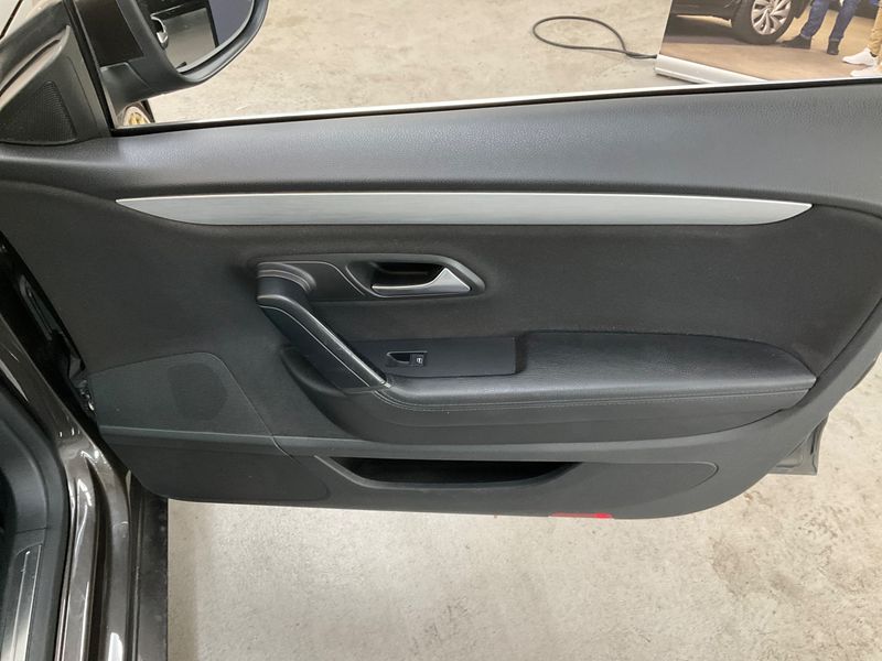 Volkswagen CC 2.0 TDI BlueMotion Tech 2014 – снимка 26