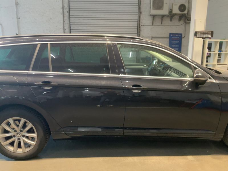 Volkswagen Passat 2.0 TDI Comfortline BlueMotion Tech 2016 – снимка 10