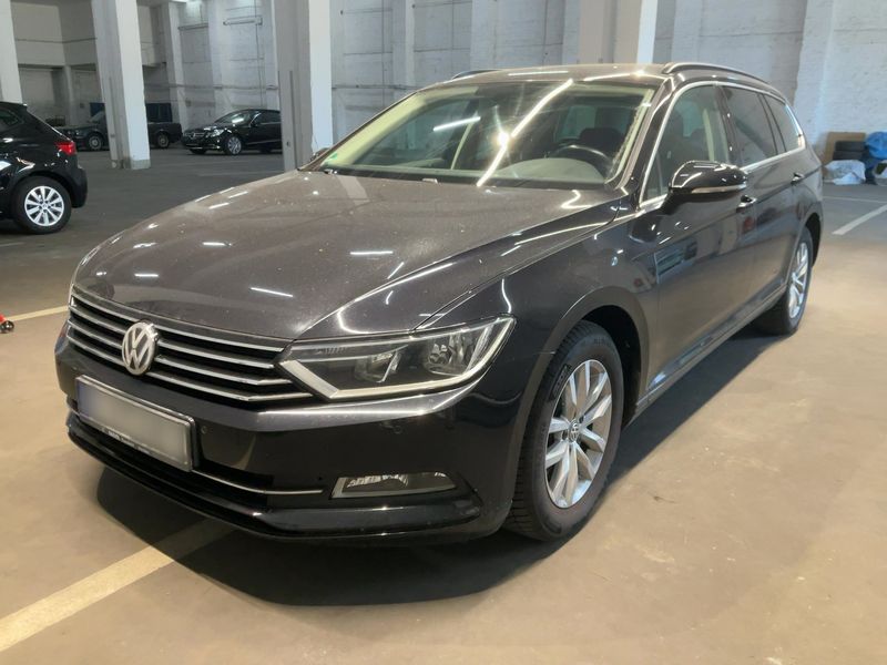 Volkswagen Passat 2.0 TDI Comfortline BlueMotion Tech 2016 – снимка 1
