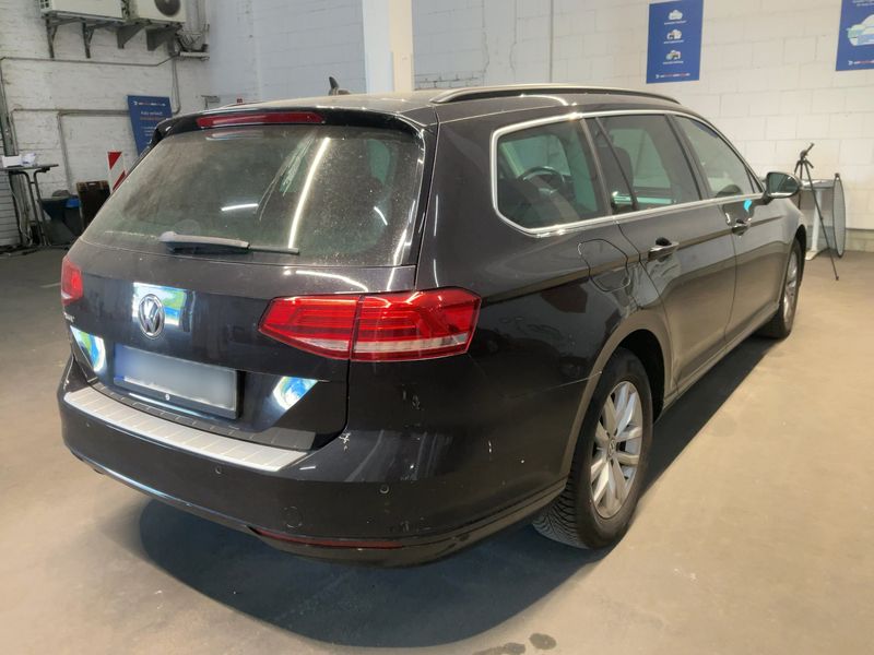 Volkswagen Passat 2.0 TDI Comfortline BlueMotion Tech 2016 – снимка 8