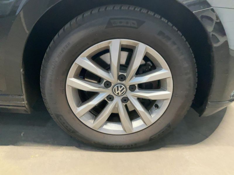 Volkswagen Passat 2.0 TDI Comfortline BlueMotion Tech 2016 – снимка 11