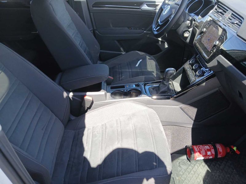 Volkswagen Touran 1.5 TSI ACT Highline BlueMotion 2022 – снимка 10