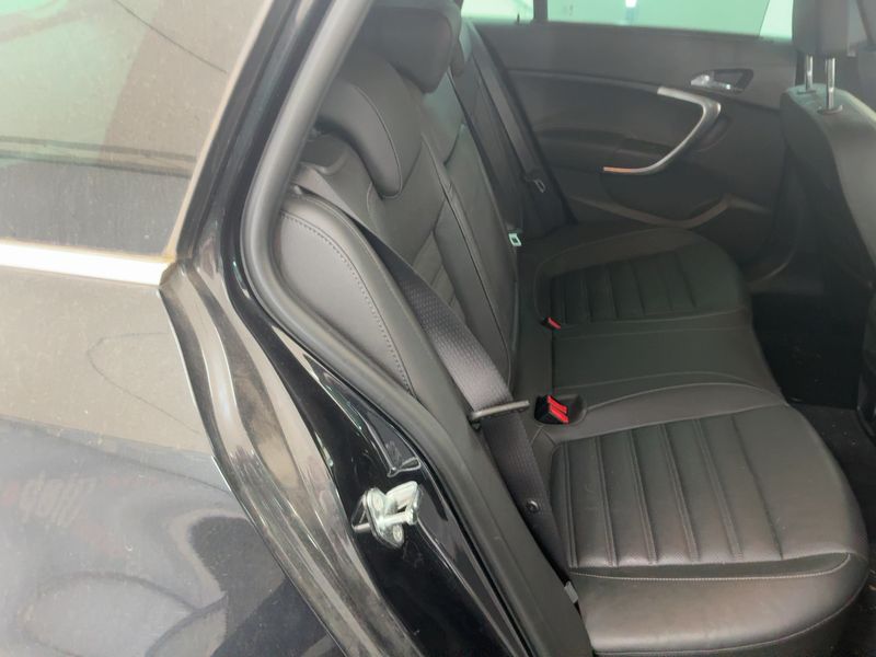 Opel Insignia Sports Tourer 2.0 CDTI Innovation 2015 – снимка 19