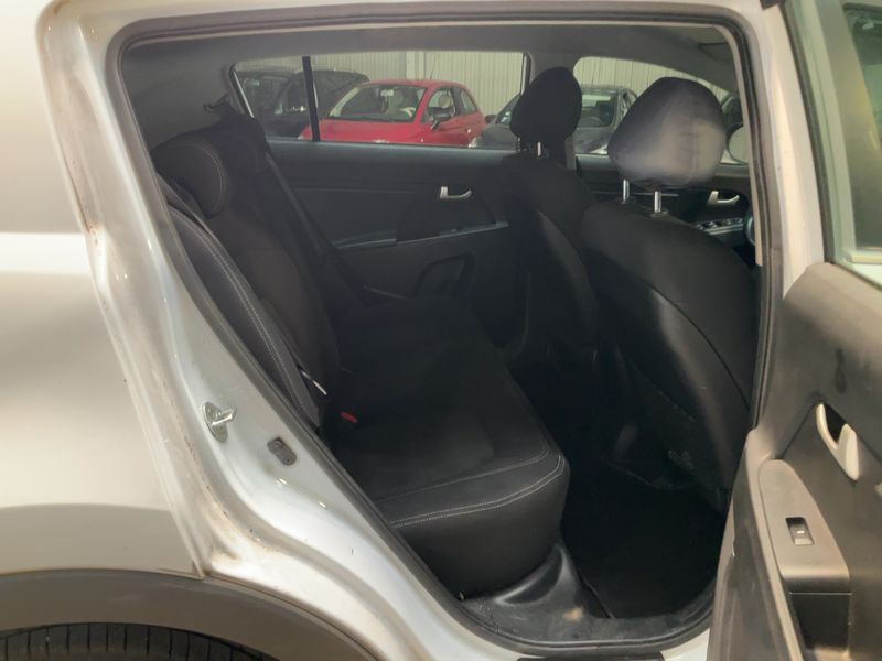 Kia Sportage 1.7 CRDi Active 2WD 2013 – снимка 19