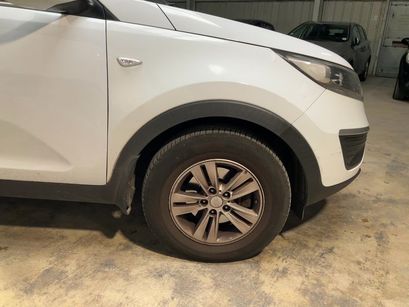 Kia Sportage 1.7 CRDi Active 2WD 2013 – снимка 11