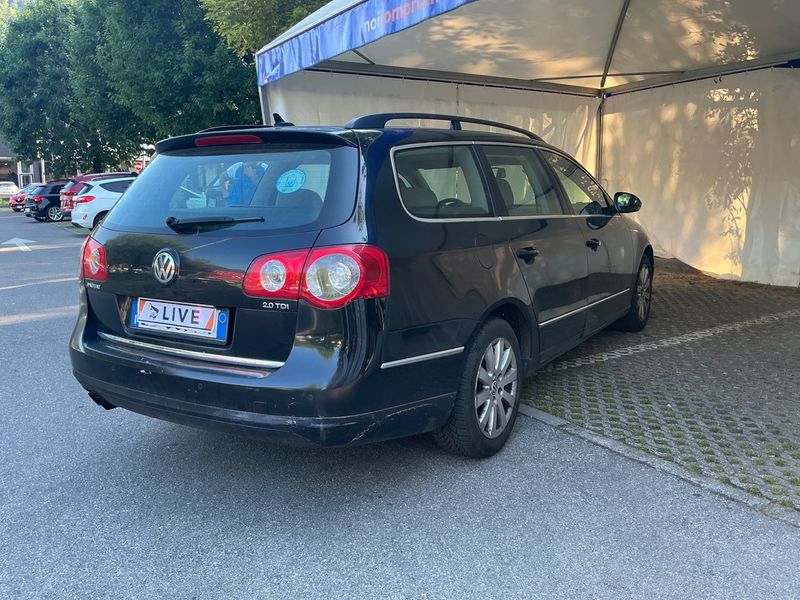 Volkswagen Passat 2.0 TDI Comfortline 2010 – снимка 2